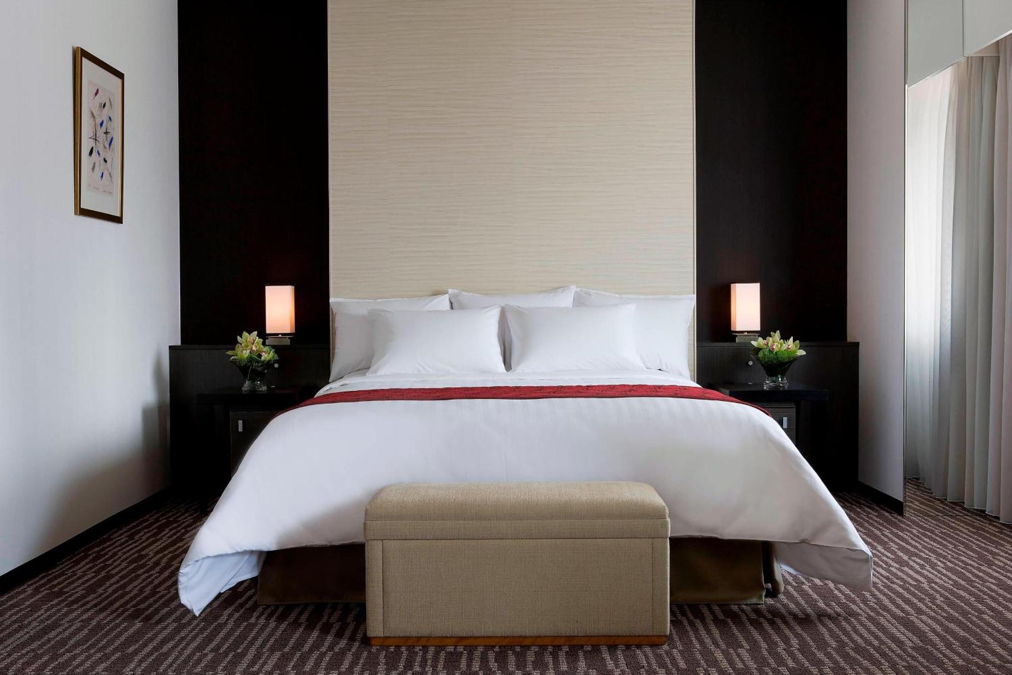 Courtyard By Marriott Tokyo Ginza Hotel Екстер'єр фото