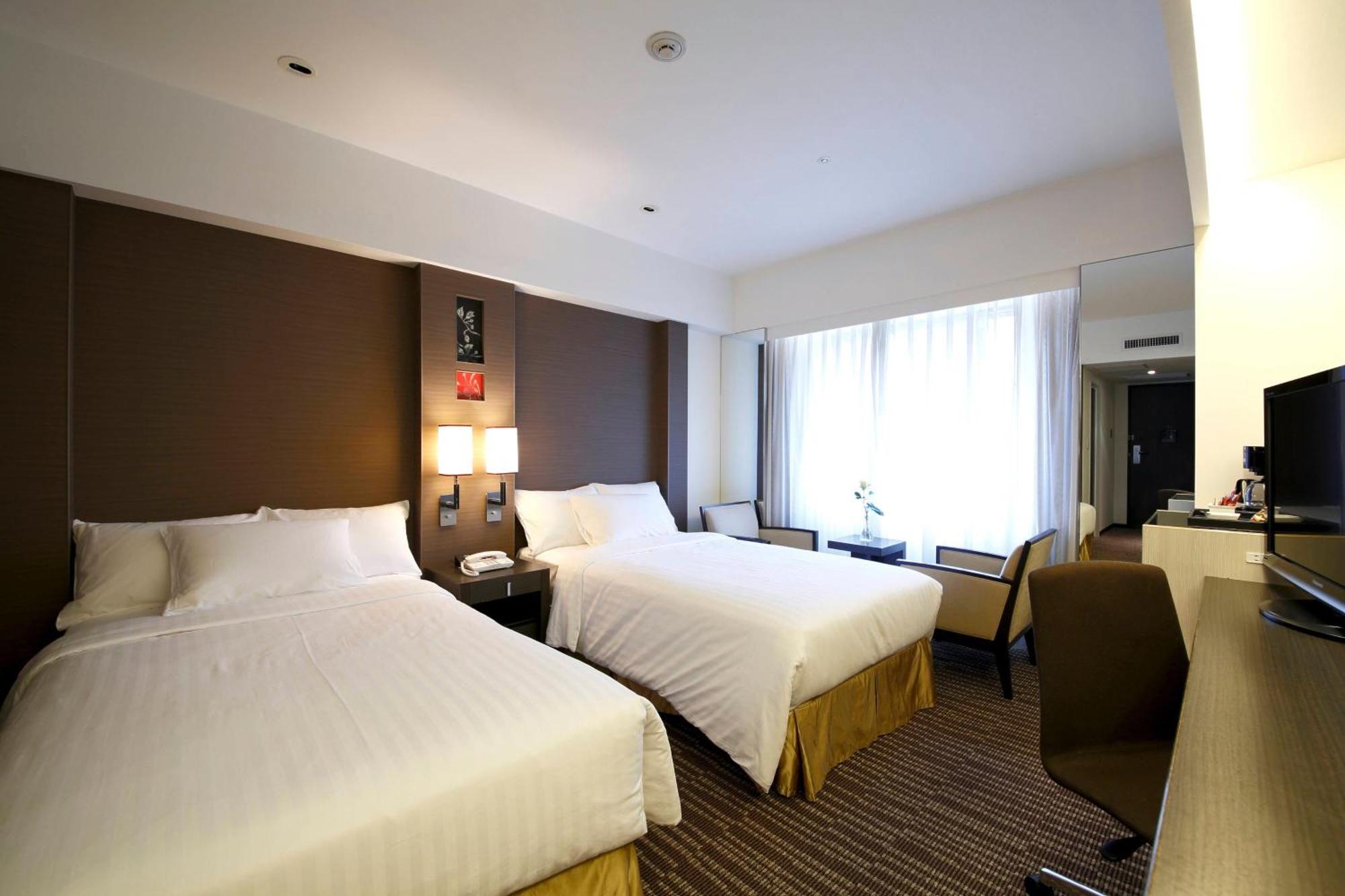 Courtyard By Marriott Tokyo Ginza Hotel Екстер'єр фото